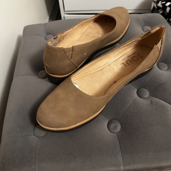 SOUL NATURALIZER Women's Idea Ballet Flat - Picture 2 of 11